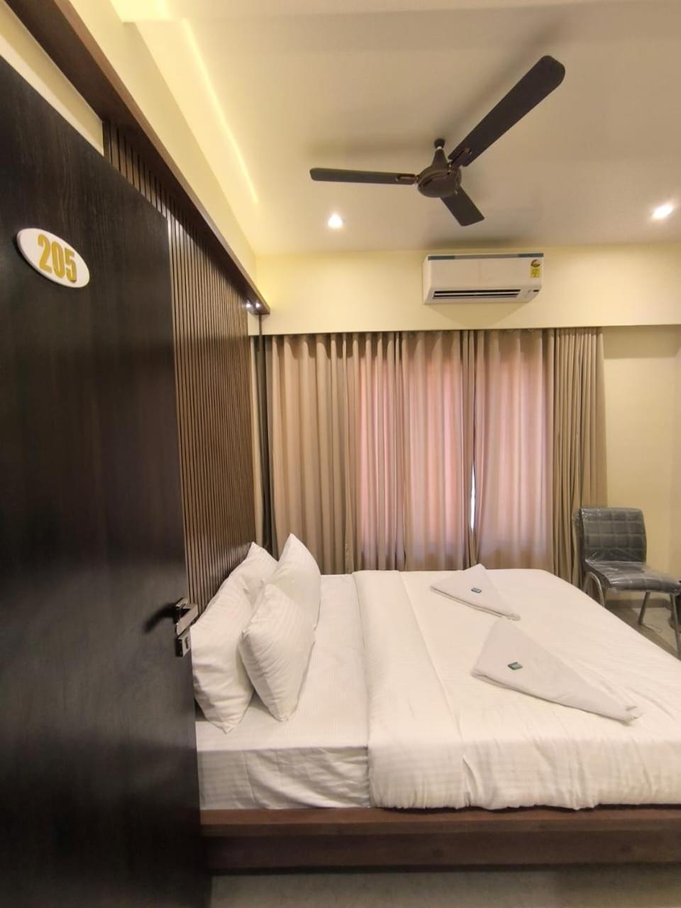 Sharan Residency Hotel Navi Mumbai Kültér fotó